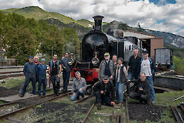 Gruppenfoto mit 3 Damen, Puget-Théniers, 5.10.2024 Foto © Migu Schneeberger